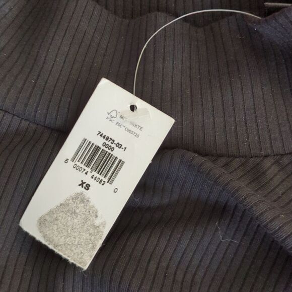 Banana Republic Ribbed Black Mock Neck Sweater - Picture 9 of 10